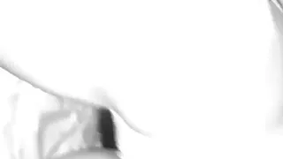 Serbische Hure wackelt mit dem Arsch