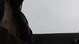 Entblößtes Auto wichst und sperma Tyler Shumaker