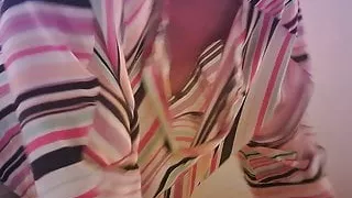 Glamorous japanese girl exercising with cleavage