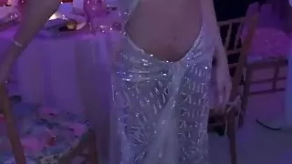 Emily Ratajkowski (IGVideo) 2019 MET Gala BTS