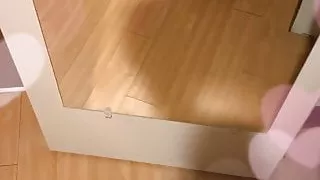 Danke an meinen Sklaven, der mir neue LOUBOUTINS geschenkt hat