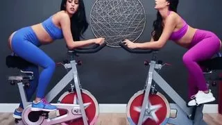 Wir leben zusammen - Sophia Leone Katana Kombat - Dual