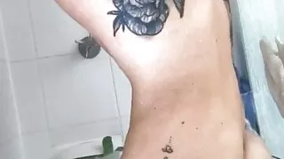 Domači Posnetki, Pička, Tuš