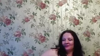 Chubby Russian MILF farting