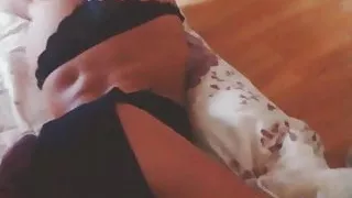 Bulgarian club server reni marinova showing pussy in bed