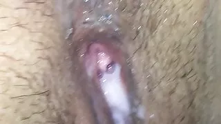 Creampie sur ma salope vide couille