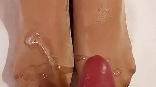 Nice load of sexy shine nylon pantyhose toes