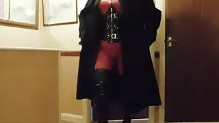 Mackintosh latex gas mask