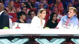 Grosses fesses a la Tv