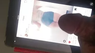 Cumshote auf instagam russische Hure