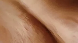 Geil losgepisst beim kommen