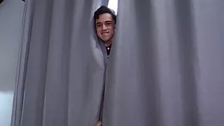 Asian beauty with a bubble but agrees to do her stepbrother