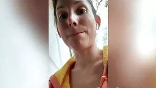 Lelu Love- VLOG: New Coop Quick Pee Feet Fun