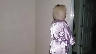 Sexy Housewives Love to PEE