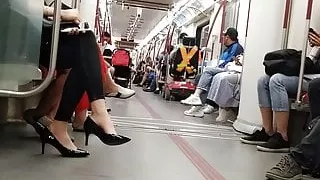 Sexy Korean feet....