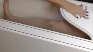 GILF Lacey Starr saugt Plastikschwanz und oral mit Sexdoll