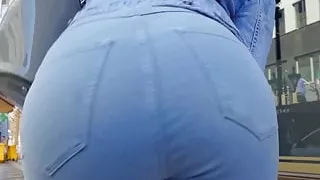 Ava Black Blue Jeans