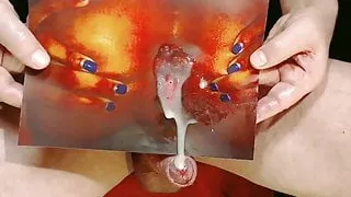 Geile Schlampe bekommt Sperma auf ihre nasse Fotze und ihren Mund