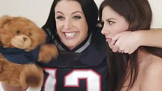 Angela White and Her Lesbian Wife Shyla Jennings