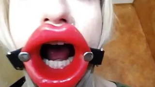 CIRCUS GEEKS & FREAKS!