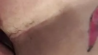 Sissy Holly liebt, was gut für sie ist