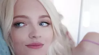 Petite lady Kate Bloom treated with fat cock and big facial