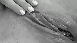 Accidental Squirt when pushing a ball out of pussy !