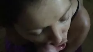 Hot Latina sucking D