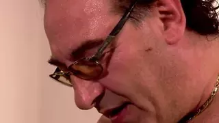 GERMAN - Stiefvater 63J bumst seine junge Tochter 21J