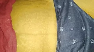 Mujhe kaun kaun chodna chahta hai. Fuck me