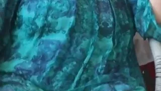 Ute zeigt ihre Titten