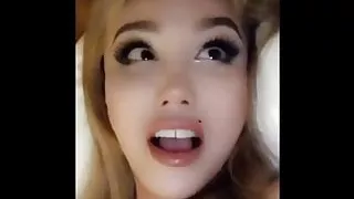 Hot Insta slut bimbo rips a couple of farts