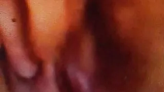 Big tity Granny rubbing it out on cam