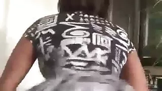 Ebony Twerking