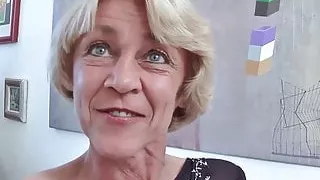 Brunette Granny Rita with willing wet cunt