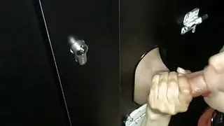 Hotwife serves 3 strangers in a glory hole cinema