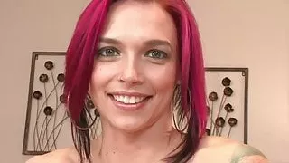 Short Haired Anna Bell Peaks Spreads Ass Cheeks For RimJob!