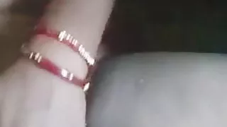 Indian bhabi fingerling