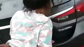 safada fodendo no meio da rua