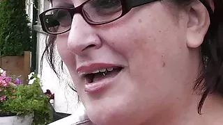 BBW tourist is picked up by street hooker