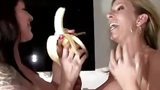 Milf Mamma's Sara Jay & Daisy Rock Titty Love Each Other!