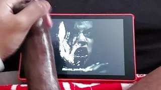 Sperma und Streicheleinheiten für Dämonin Mia