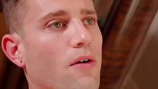 Muscular gays Aspen and Quin Quire swap sides while fucking