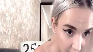 Solo Pussy Fucking of Horny Webcam Babe