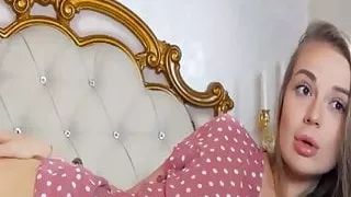 Amazing Solo Masturbation By This Hot Chick