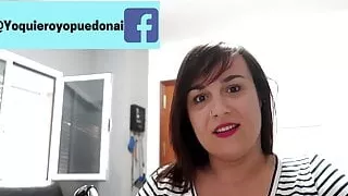 pretty lady with no  arms and short leg