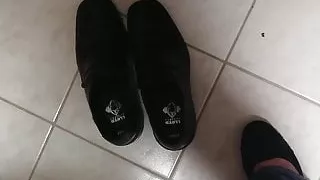 Try my coworker High Heels barefoot