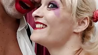 Joker get blowjob from Harley Quinn