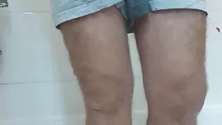 piss in the Boxershort