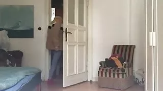 Twink ist immer hungrig nach rohem Schwanz